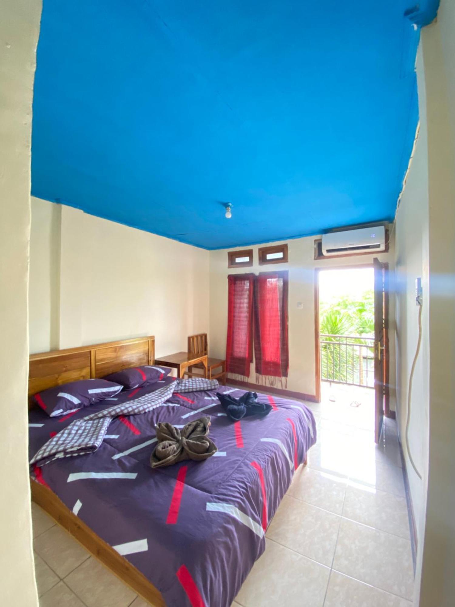 Pieter Homestay Labuan Bajo Buitenkant foto